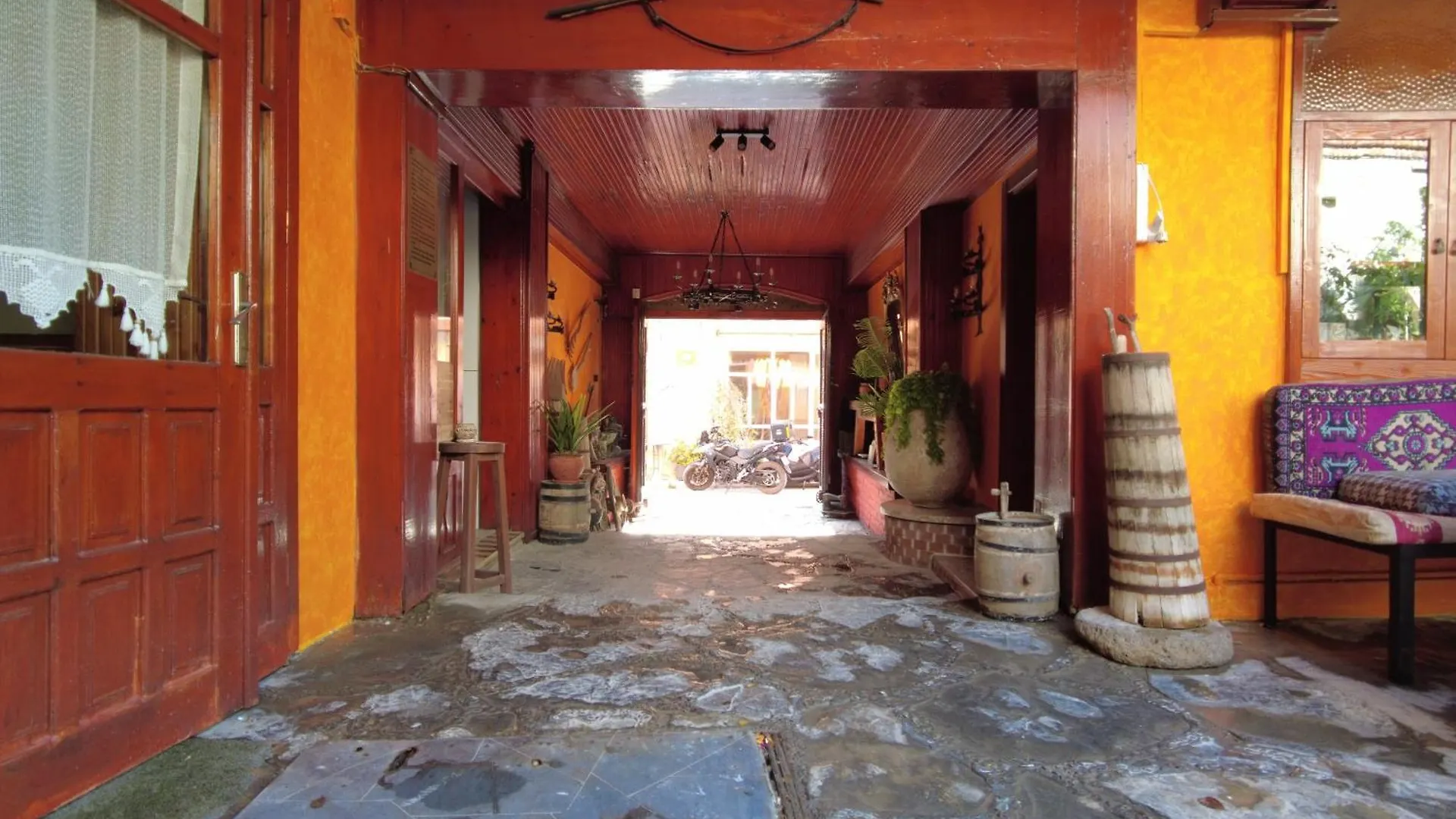 Hotel Han Urla Otel